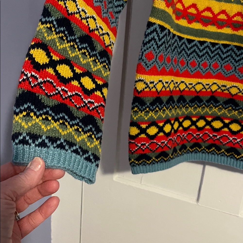Multicolor Patterned women’s Sweater small - Picture 2 of 6